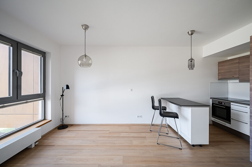 Mezitraťová, Hrdlořezy - Praha 9 | Pronájem, Byt 2+kk, 53 m²