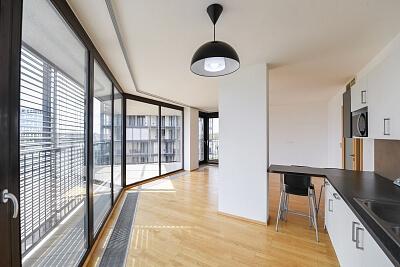 Pitterova, Žižkov - Prague 3 | Sale, Apartment One-bedroom (2+kk), 92 m²