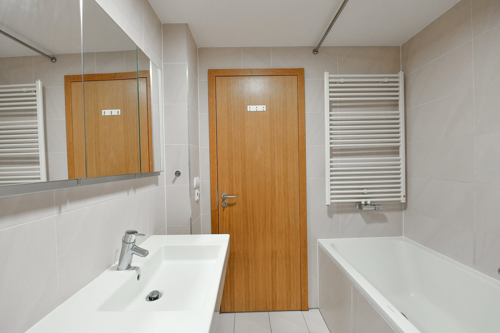 Pitterova, Žižkov - Prague 3 | Sale, Apartment One-bedroom (2+kk), 92 m²