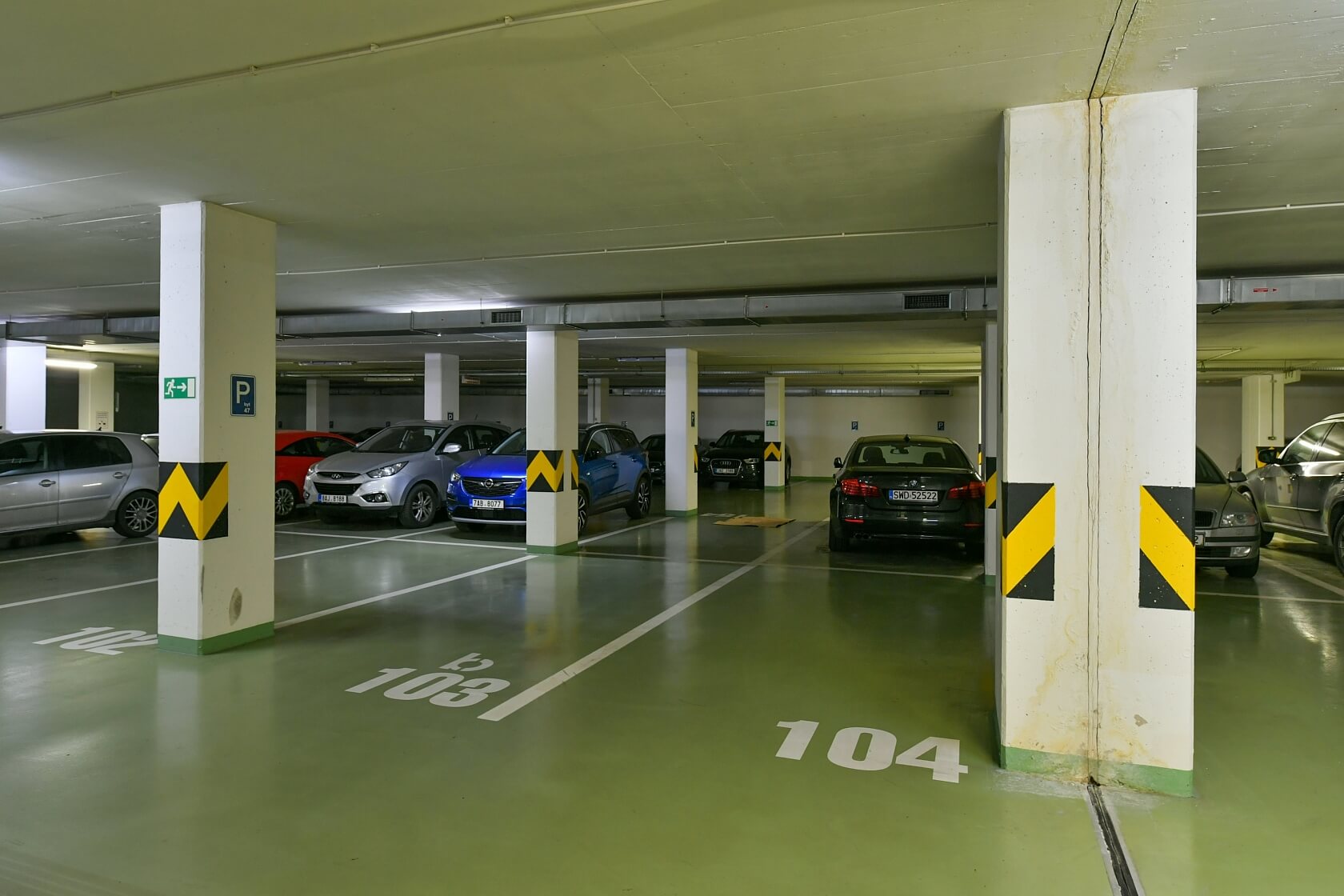 Pitterova, Žižkov - Prague 3 | Sale, Apartment One-bedroom (2+kk), 92 m²