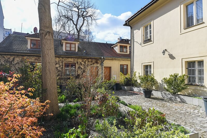 V jirchářích, Nové Město - Prague 1 | Rent, Apartment Two-bedroom (3+kk), 152 m²