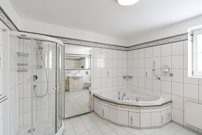 V jirchářích, Nové Město - Prague 1 | Rent, Apartment Two-bedroom (3+kk), 152 m²