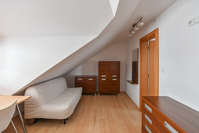 V Jirchářích, Nové Město - Praha 1 | Pronájem, Byt 3+kk, 152 m²