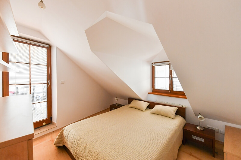 V jirchářích, Nové Město - Prague 1 | Rent, Apartment Two-bedroom (3+kk), 152 m²