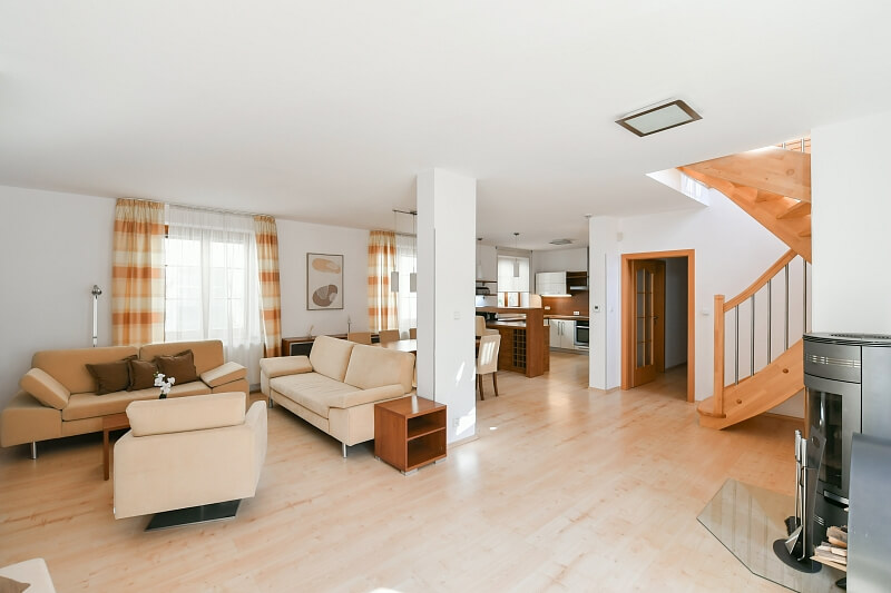 V Jirchářích, Nové Město - Praha 1 | Pronájem, Byt 3+kk, 152 m²