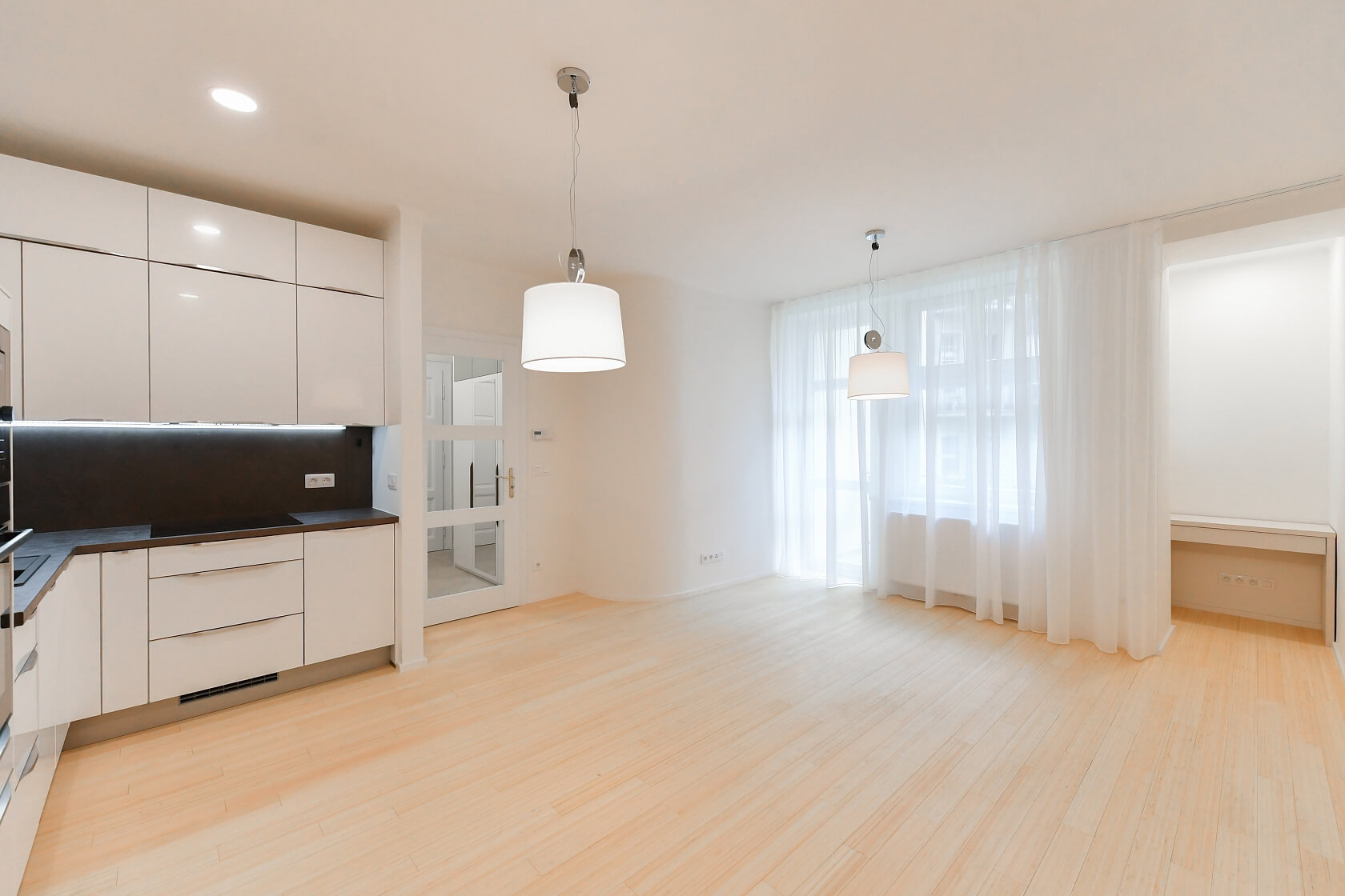 Roháčova, Žižkov - Prague 3 | Rent, Apartment One-bedroom (2+kk), 51 m²