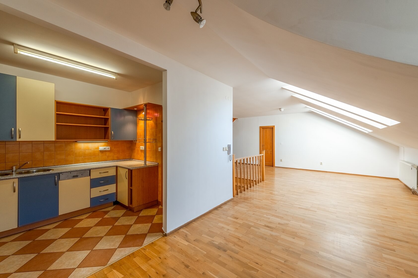 Francouzská, Vinohrady - Prague 2 | Sale, Apartment Three-bedroom (4+1), 151 m²