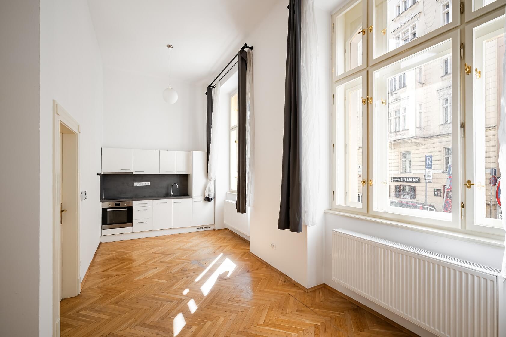 Na Zderaze, Nové Město - Prague 2 | Sale, Apartment Studio (1+kk), 41 m²