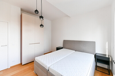 Učňovská, Hrdlořezy - Prague 9 | Rent, Apartment Two-bedroom (3+kk), 85 m²