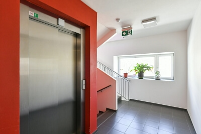 Na pláni, Smíchov - Prague 5 | Rent, Apartment Two-bedroom (3+kk), 101 m²