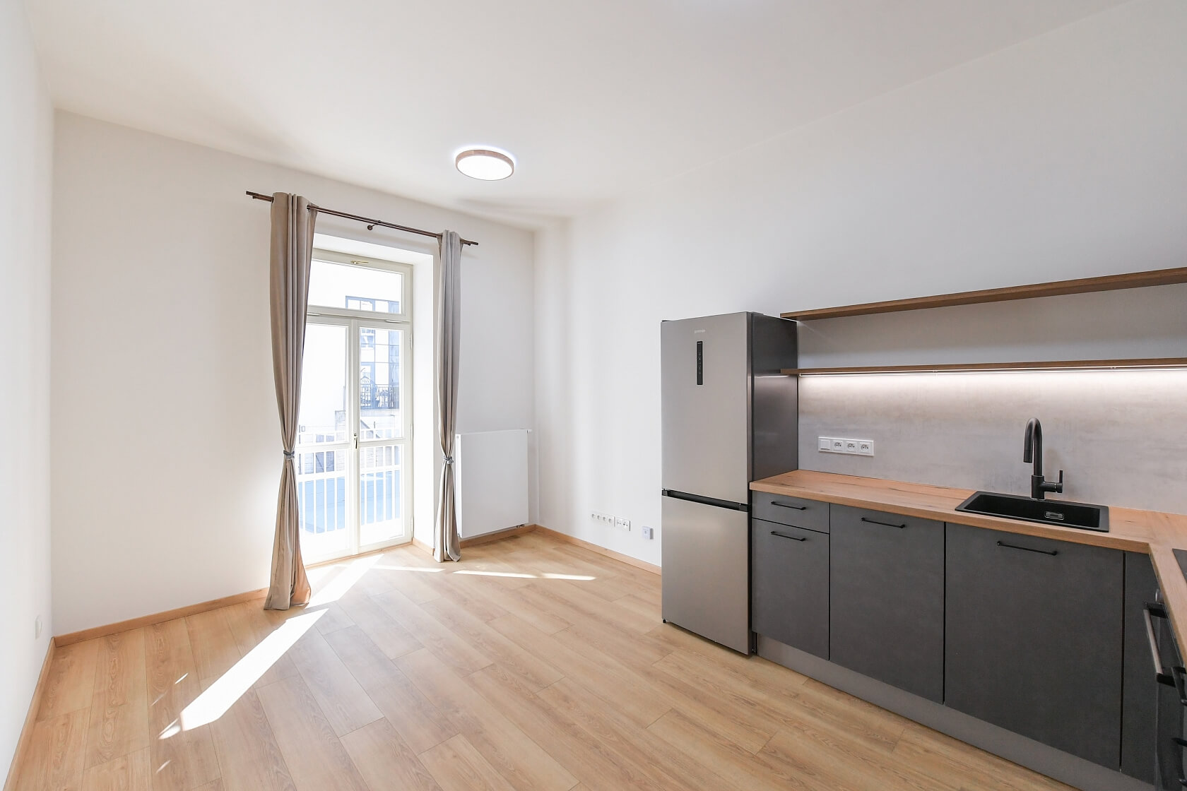 Plzeňská, Košíře - Praha 5 | Pronájem, Byt 2+kk, 45 m²