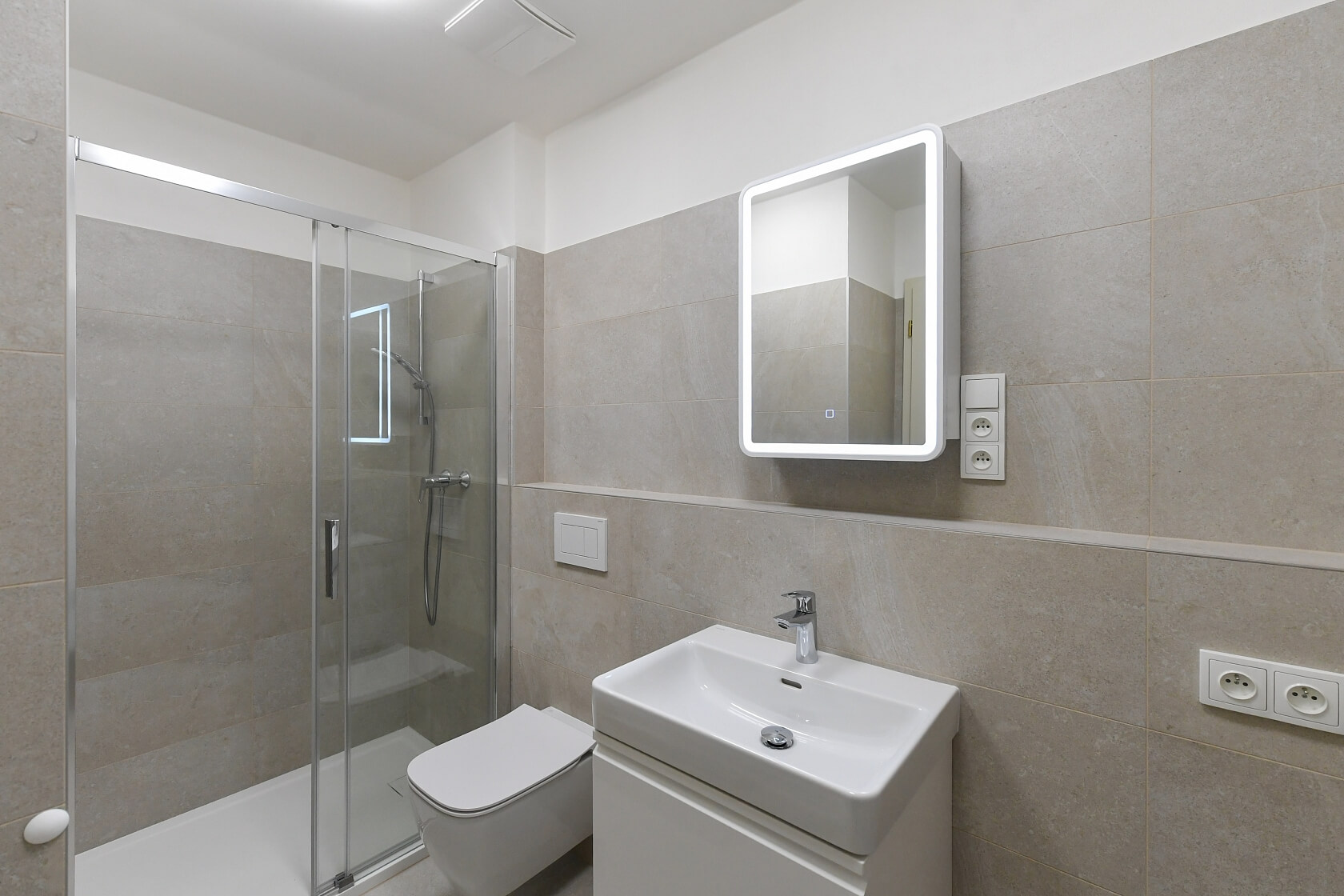 Plzeňská, Košíře - Prague 5 | Rent, Apartment One-bedroom (2+kk), 45 m²