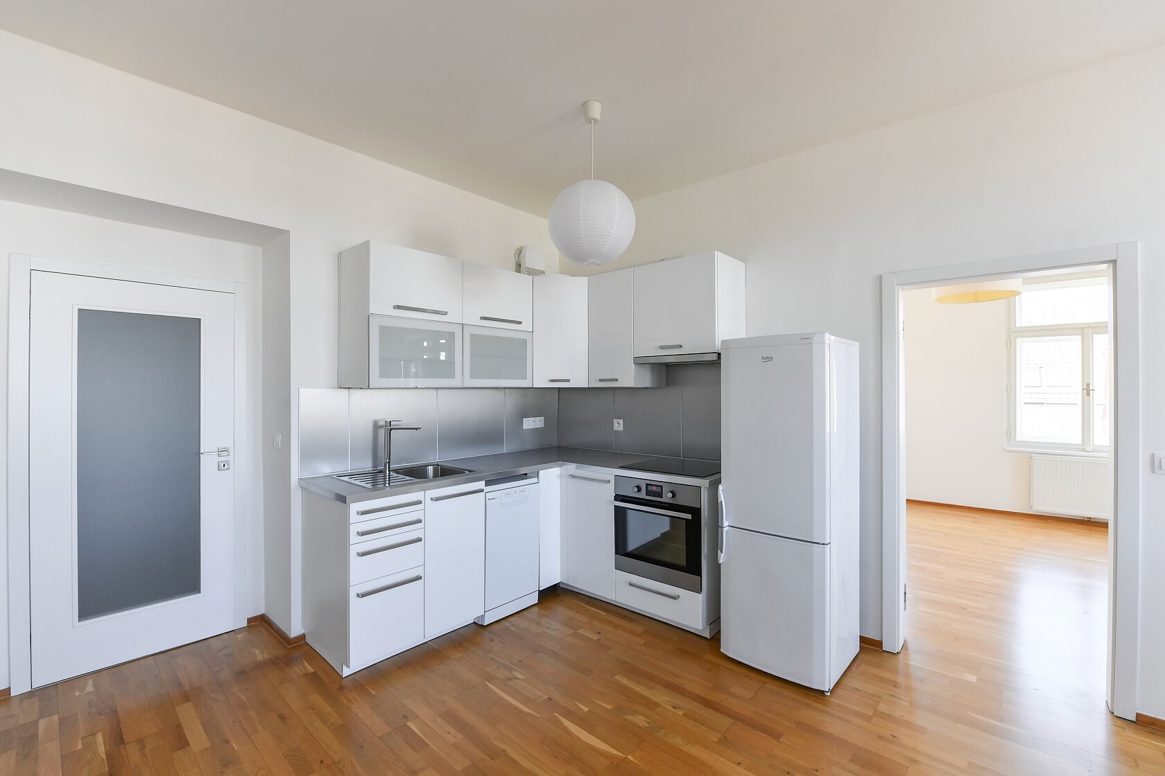 Žižkovo náměstí, Žižkov - Praha 3 | Pronájem, Byt 2+kk, 61 m²