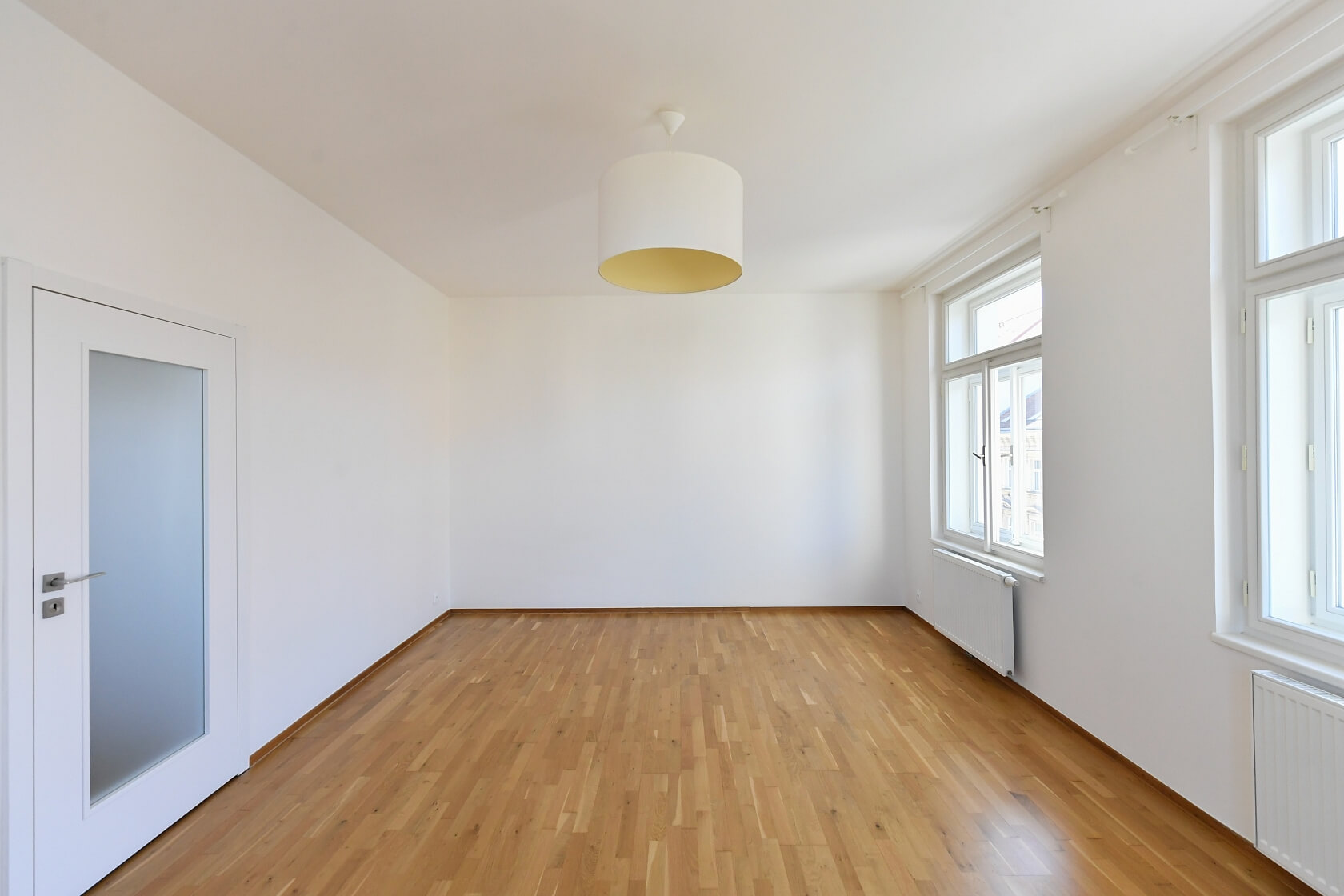 Žižkovo náměstí, Žižkov - Prague 3 | Rent, Apartment One-bedroom (2+kk), 61 m²