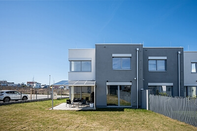 Cenomanská, Chýně - Praha-západ | Sale, House Four-bedroom (5+kk), 189 m²