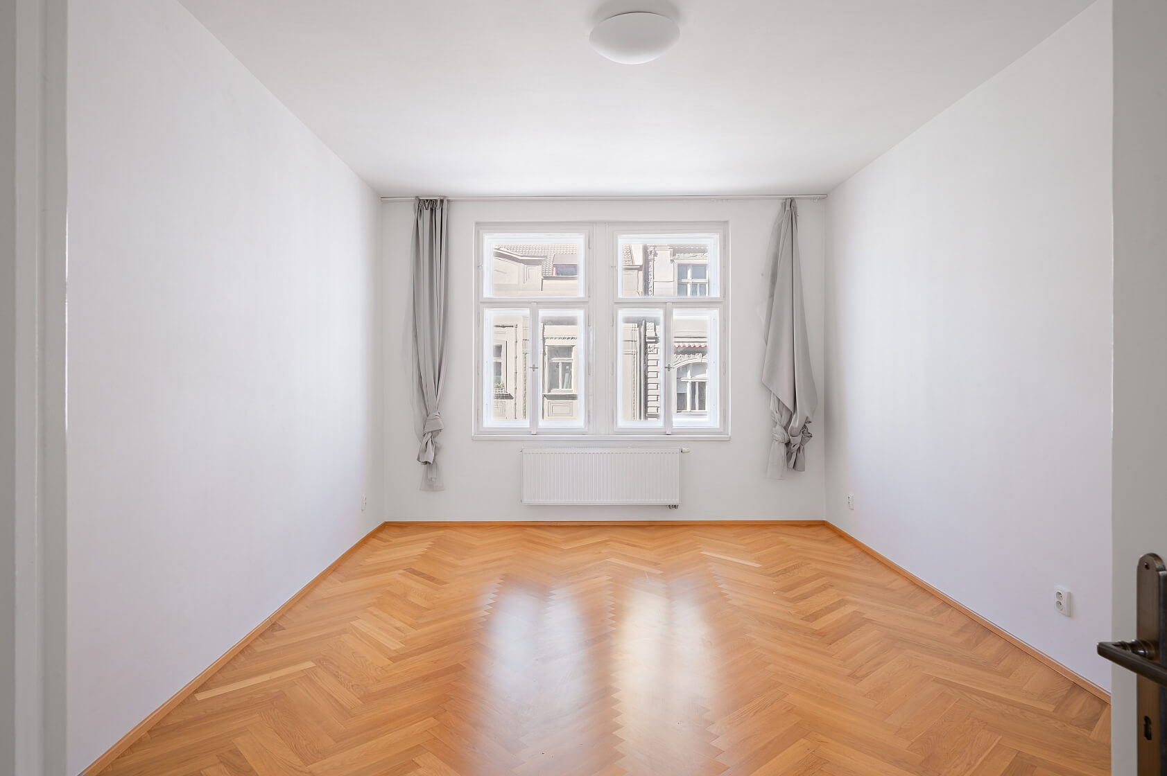 Kotevní, Smíchov - Prague 5 | Sale, Apartment Two-bedroom (3+kk), 105 m²