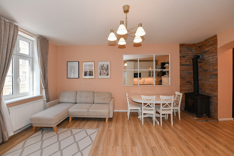 T. G. Masaryka, Karlovy Vary - Karlovy Vary | Sale, Apartment Two-bedroom (3+kk), 65 m²