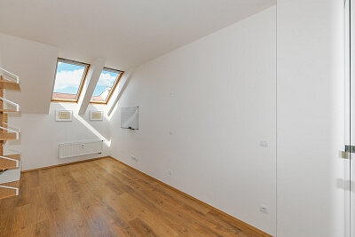 Žerotínova, Žižkov - Praha 3 | Prodej, Byt 4+kk, 140 m²
