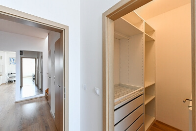 Žerotínova, Žižkov - Praha 3 | Prodej, Byt 4+kk, 140 m²