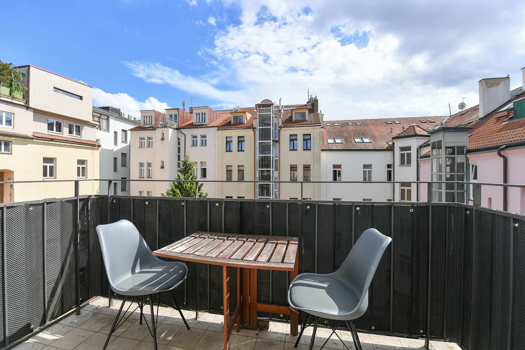 Žerotínova, Žižkov - Prague 3 | Sale, Apartment Three-bedroom (4+kk), 140 m²