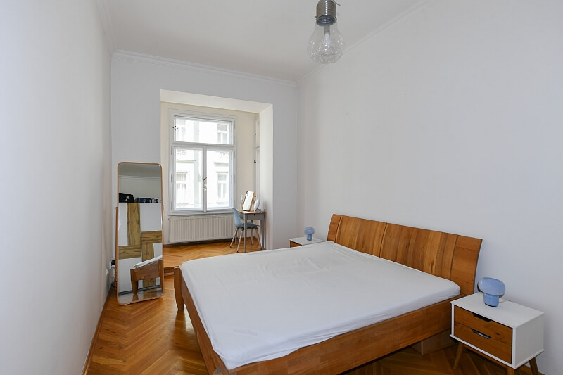 Kodaňská, Vršovice - Prague 10 | Rent, Apartment One-bedroom (2+1), 75 m²