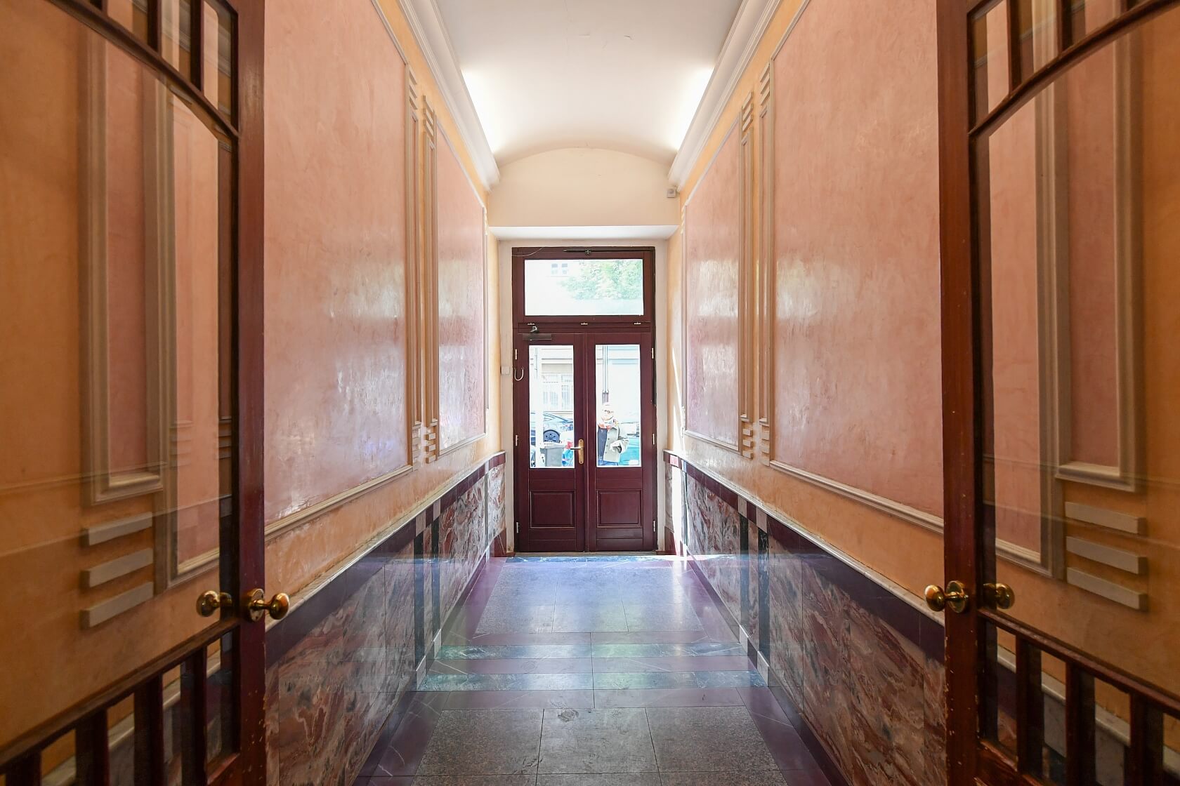 Kodaňská, Vršovice - Prague 10 | Rent, Apartment One-bedroom (2+1), 75 m²