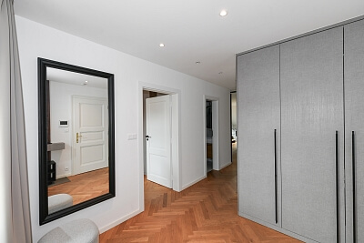 Roháčova, Žižkov - Prague 3 | Sale, Apartment Two-bedroom (3+kk), 90 m²