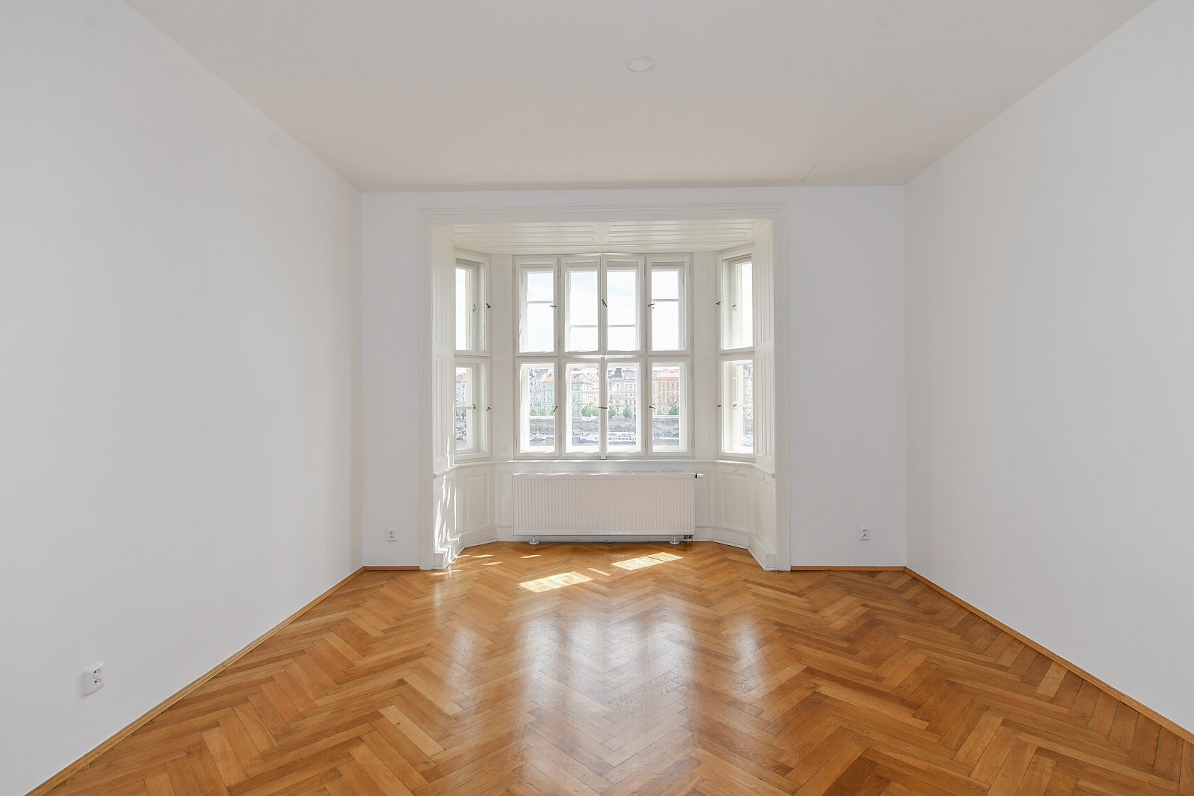 Janáčkovo nábřeží, Smíchov - Prague 5 | Rent, Apartment Three-bedroom (4+1), 146 m²