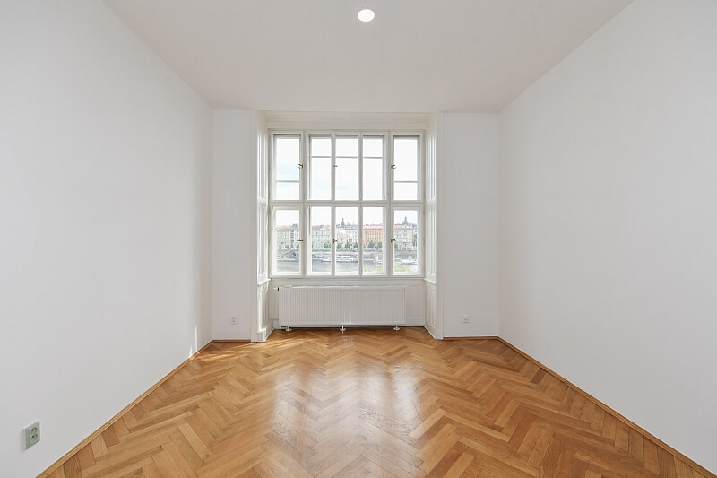 Janáčkovo nábřeží, Smíchov - Prague 5 | Rent, Apartment Three-bedroom (4+1), 146 m²