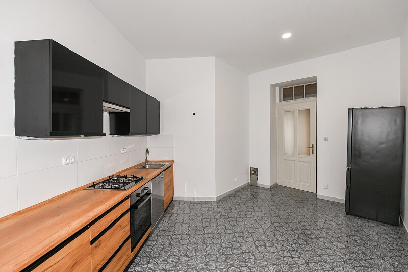 Janáčkovo nábřeží, Smíchov - Prague 5 | Rent, Apartment Three-bedroom (4+1), 146 m²