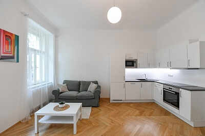 Máchova, Vinohrady - Prague 2 | Rent, Apartment One-bedroom (2+kk), 48 m²