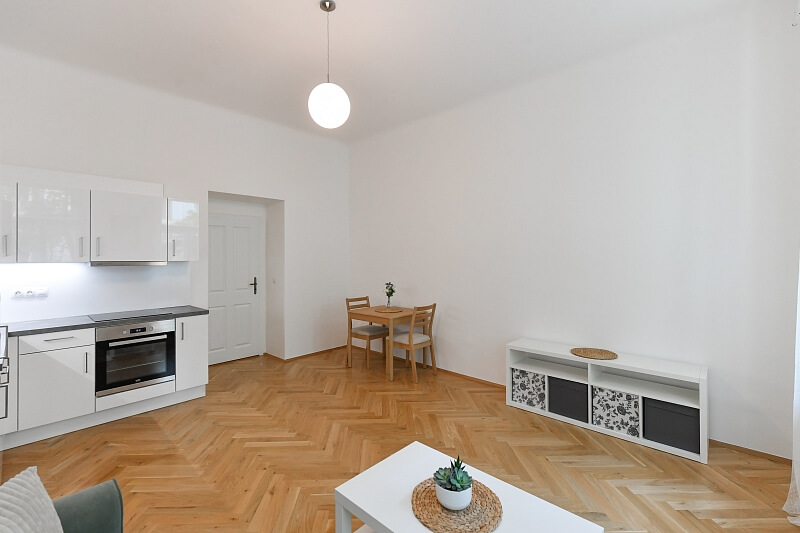 Máchova, Vinohrady - Praha 2 | Pronájem, Byt 2+kk, 48 m²