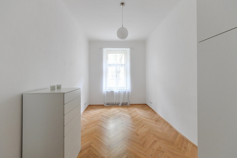 Máchova, Vinohrady - Praha 2 | Pronájem, Byt 2+kk, 48 m²