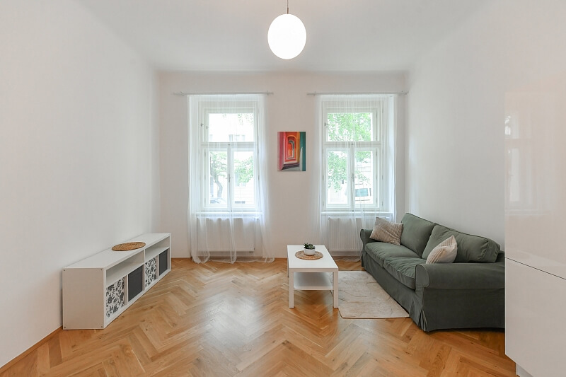 Máchova, Vinohrady - Praha 2 | Pronájem, Byt 2+kk, 48 m²
