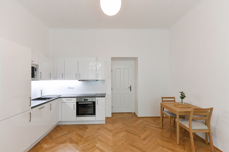 Máchova, Vinohrady - Prague 2 | Rent, Apartment One-bedroom (2+kk), 48 m²