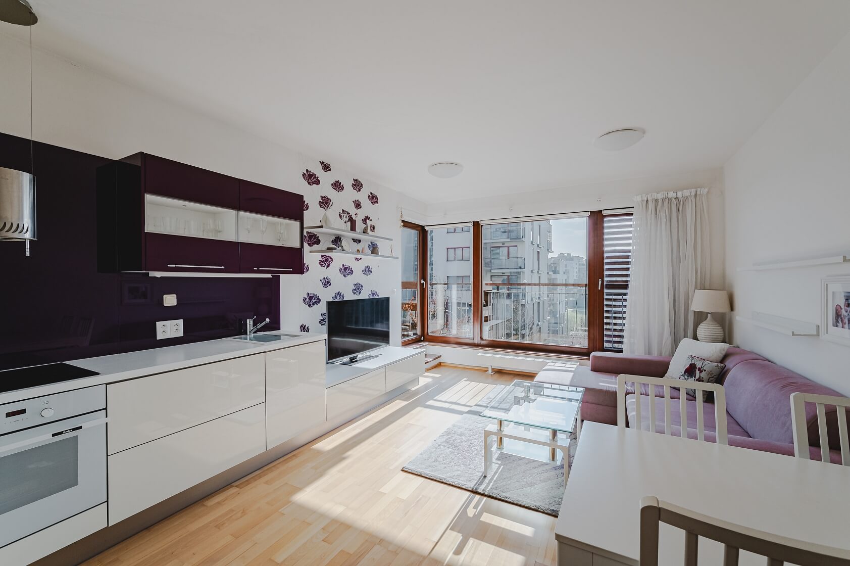 V Třešňovce, Hrdlořezy - Praha 9 | Pronájem, Byt 2+kk, 66 m²