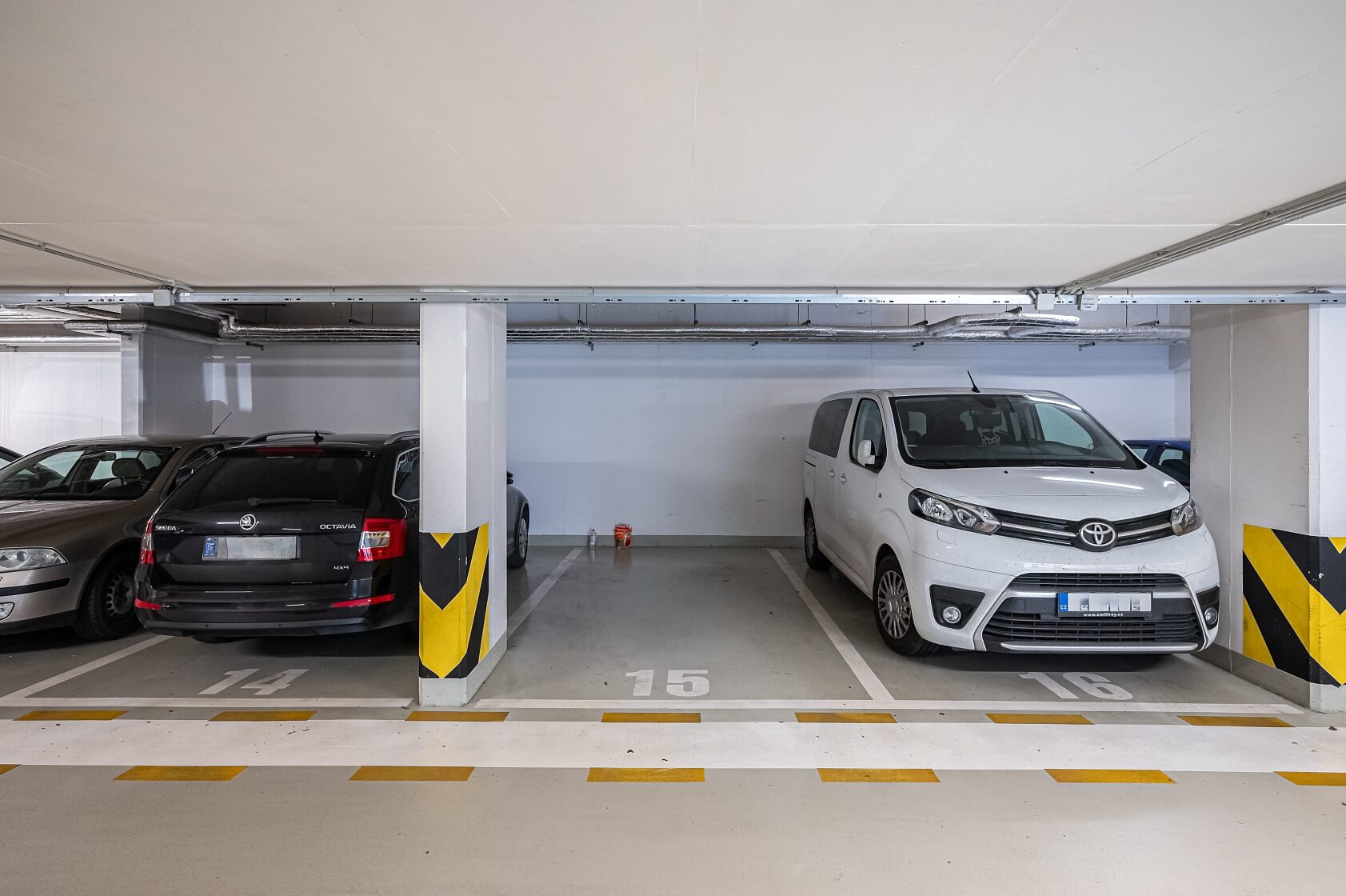 V Třešňovce, Hrdlořezy - Praha 9 | Pronájem, Byt 2+kk, 66 m²