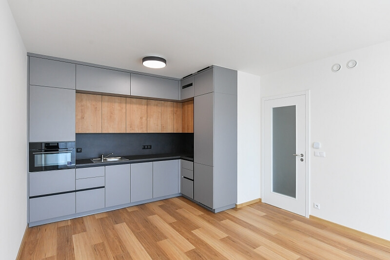 Kolmanova, Modřany - Prague 4 | Rent, Apartment One-bedroom (2+kk), 56 m²