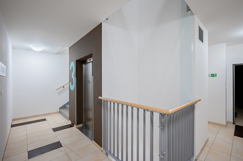 Kryšpínova, Dolní Měcholupy - Praha 10 | Pronájem, Byt 2+kk, 57 m²