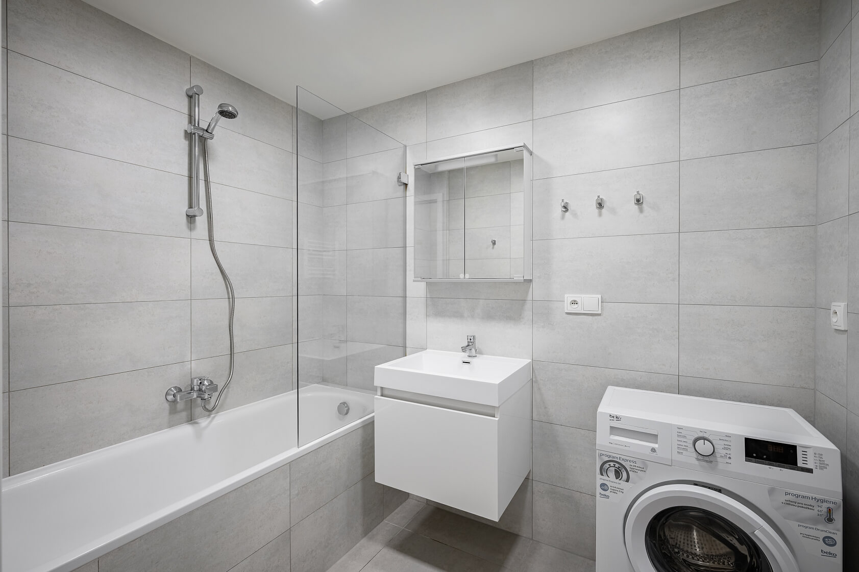 Svornosti, Smíchov - Praha 5 | Prodej, Byt 2+kk, 74 m²