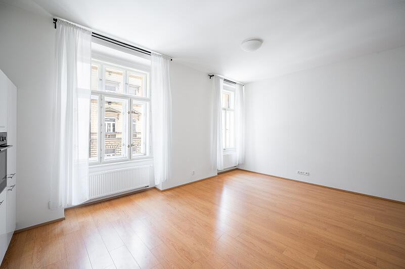 Svornosti, Smíchov - Praha 5 | Prodej, Byt 2+kk, 77 m²