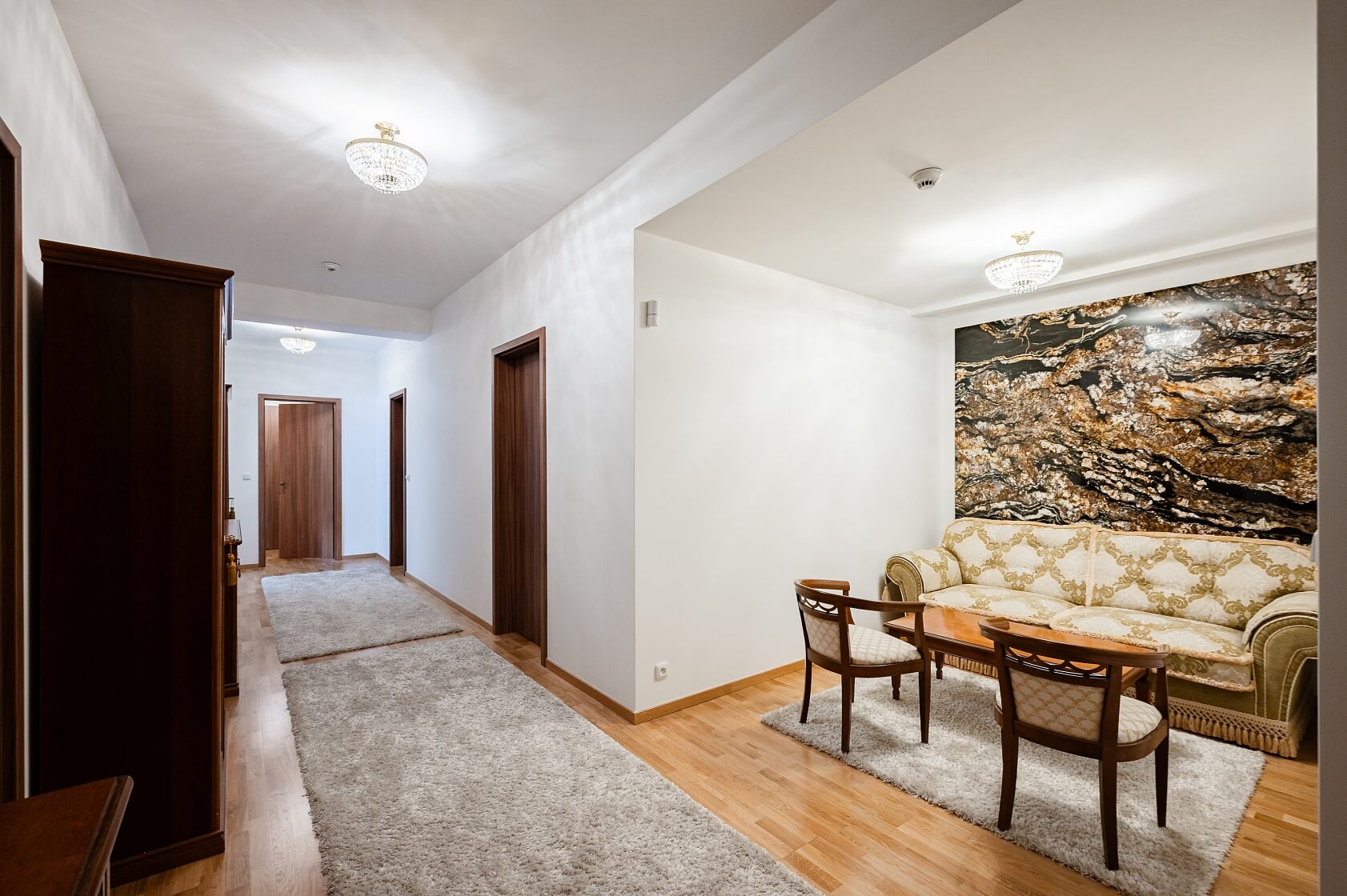 Divadelní náměstí, Karlovy Vary - Karlovy Vary | Prodej, Byt 3+kk, 137 m²