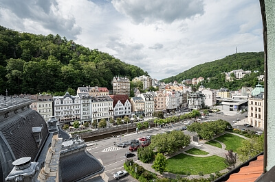 Divadelní náměstí, Karlovy Vary - Karlovy Vary | Prodej, Byt 3+kk, 137 m²