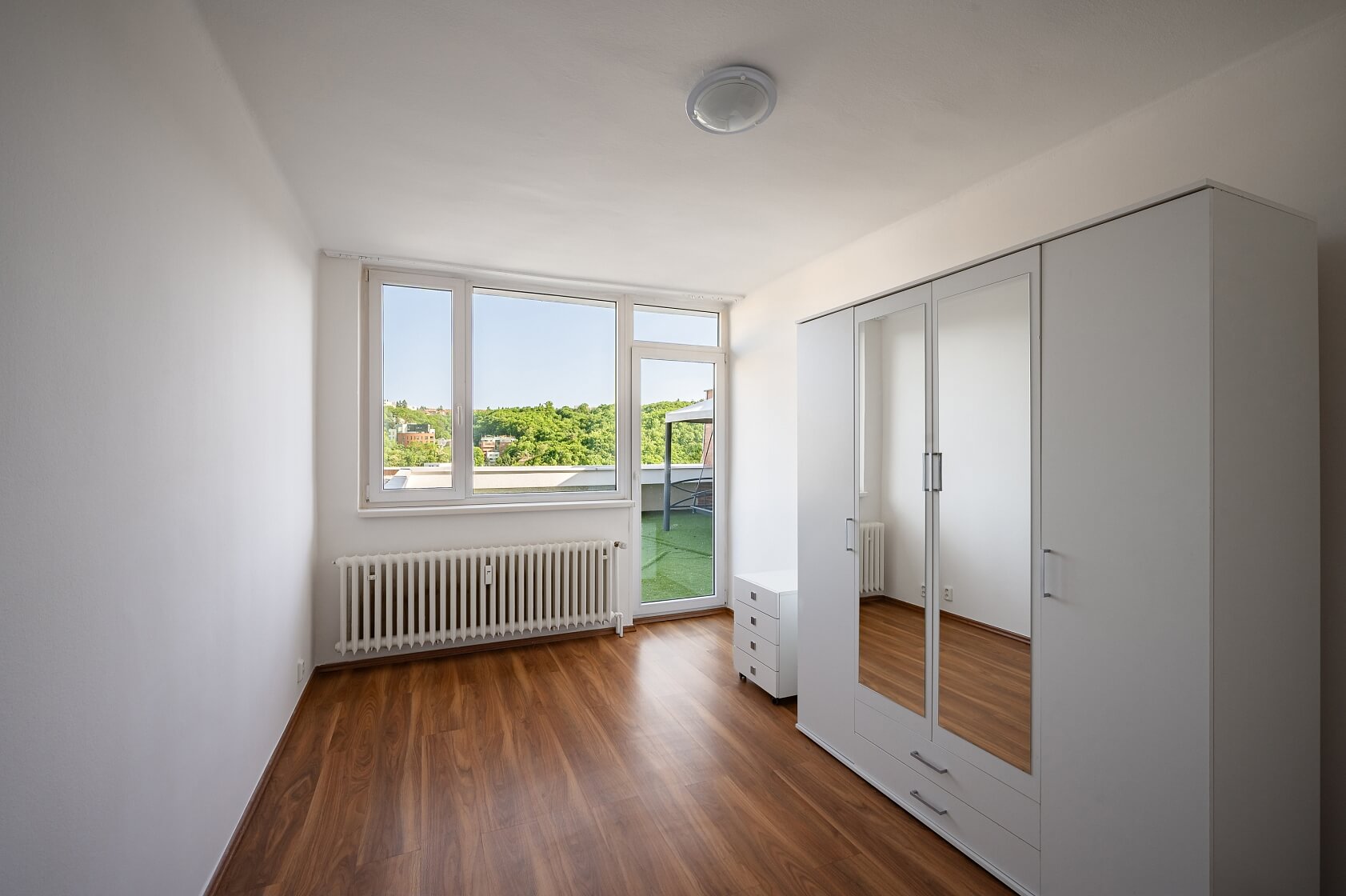 Mošnova, Smíchov - Prague 5 | Sale, Apartment Three-bedroom (4+kk), 184 m²