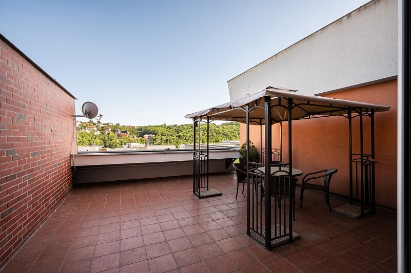 Mošnova, Smíchov - Prague 5 | Sale, Apartment Three-bedroom (4+kk), 184 m²