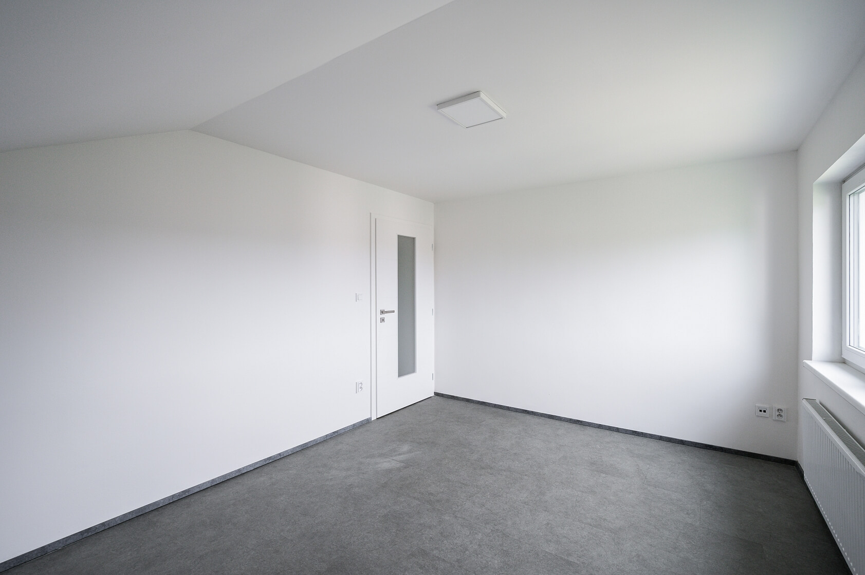 Českého červeného kříže, Lipence - Prague 5 | Sale, Apartment Two-bedroom (3+kk), 71 m²