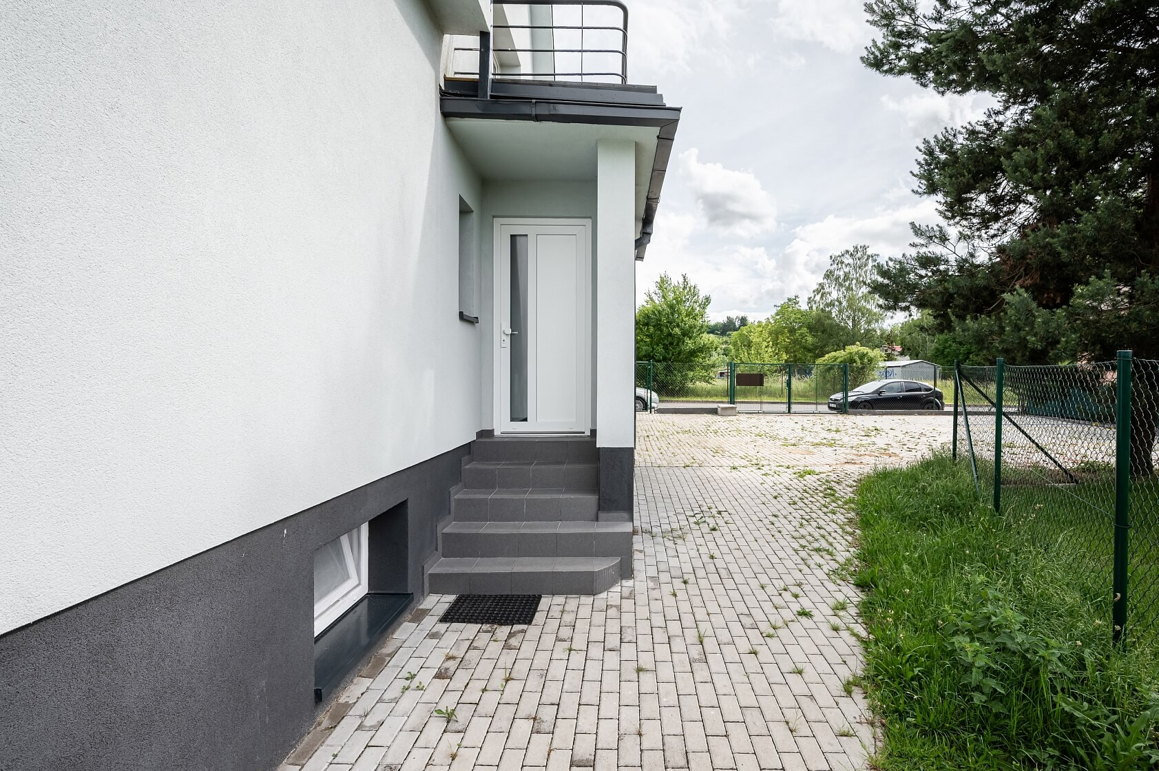 Českého červeného kříže, Lipence - Prague 5 | Sale, Apartment Two-bedroom (3+kk), 71 m²