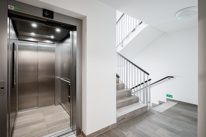Klausova, Stodůlky - Prague 5 | Sale, Apartment Three-bedroom (4+kk), 127 m²
