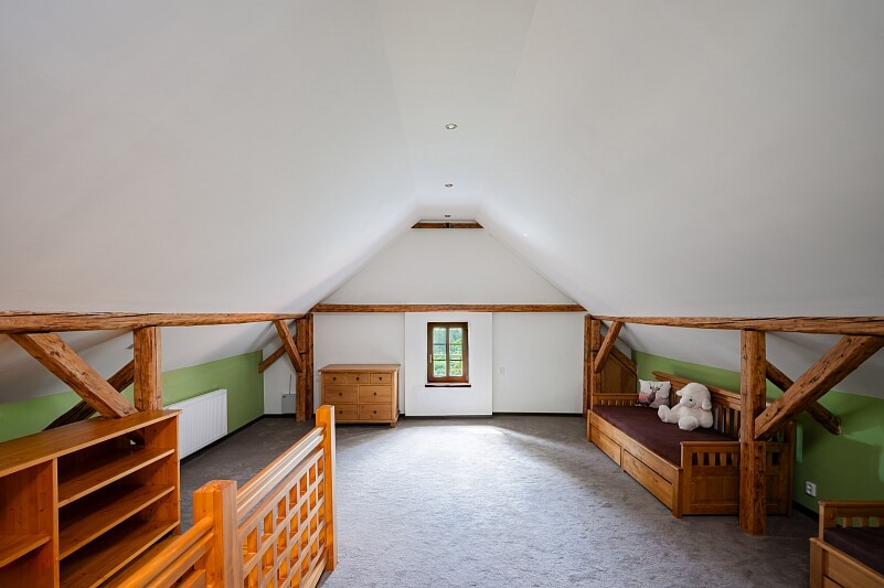 Malý Hrzín, Stráž nad Ohří - Karlovy Vary | Prodej, Rodinný dům 3+kk, 331 m²