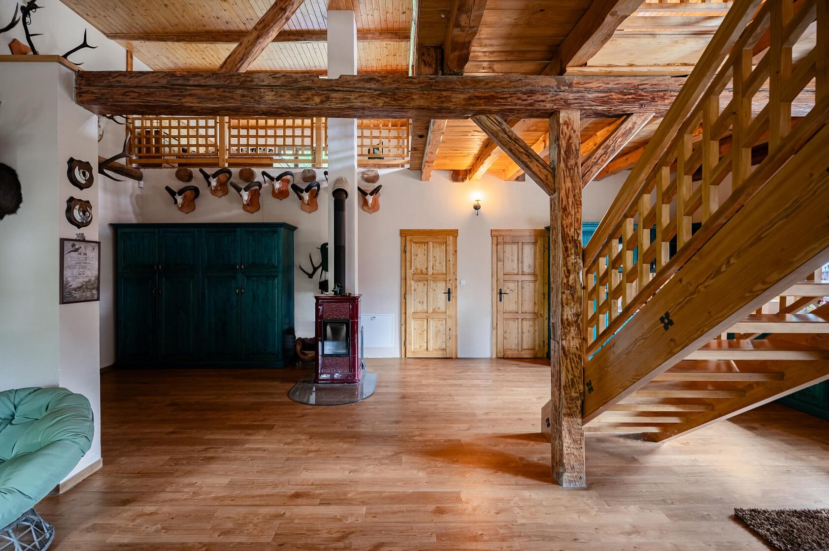 Malý Hrzín, Stráž nad Ohří - Karlovy Vary | Sale, House Two-bedroom (3+kk), 331 m²